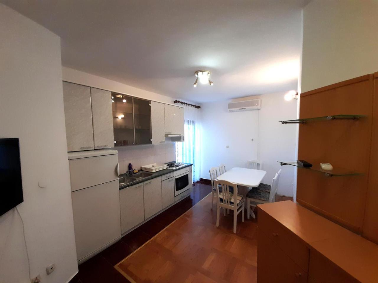 Apartments Nikolas Vodice Kültér fotó
