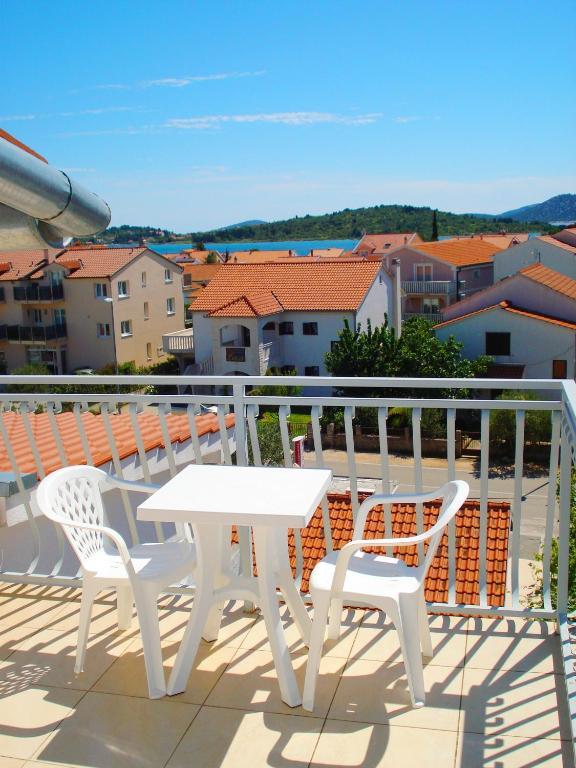 Apartments Nikolas Vodice Szoba fotó