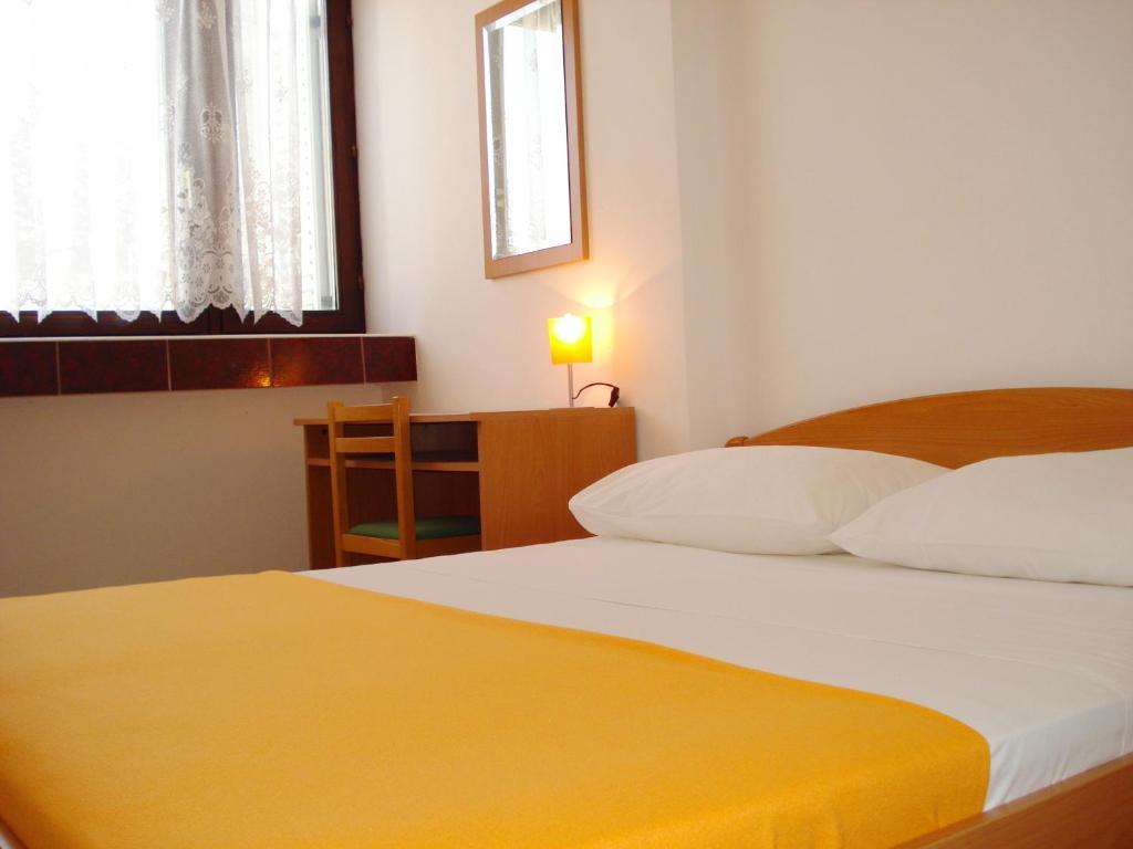 Apartments Nikolas Vodice Szoba fotó